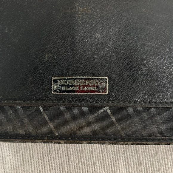 Authentic Burberry Shimmer Black Leather Long Wallet - Picture 3 of 12